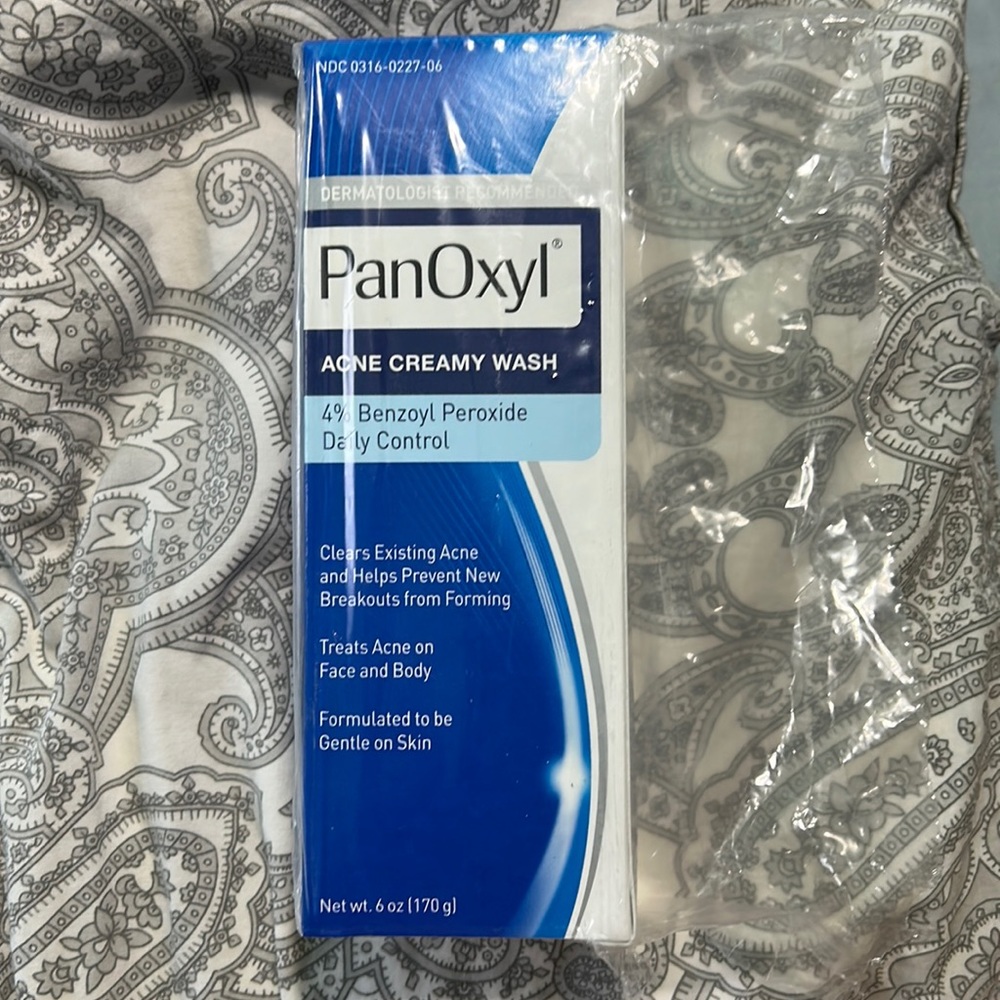 Panoxyl Acne Cream Wash